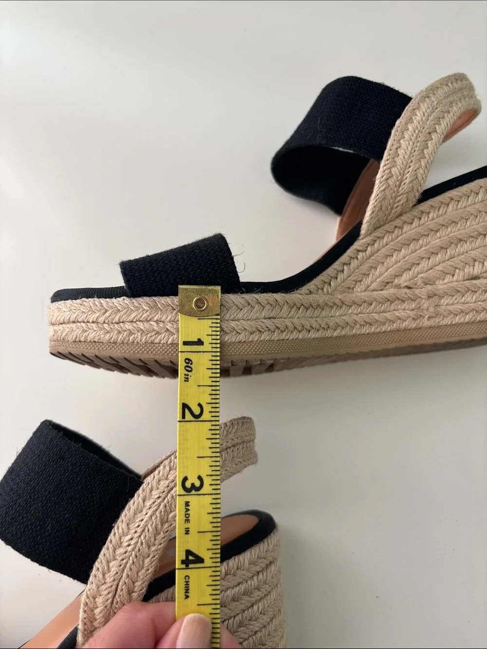 MIA Brittni black wedge